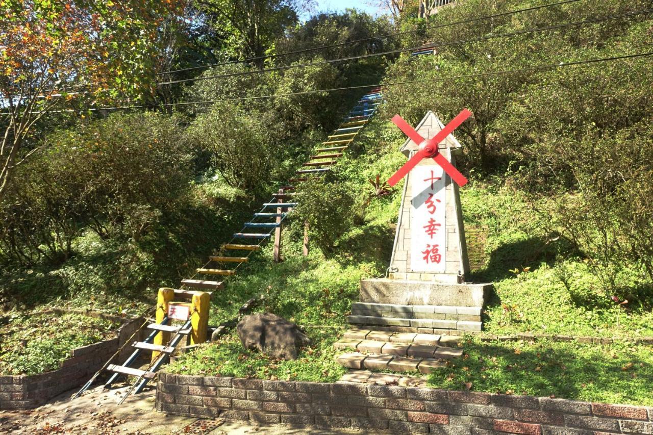 Very Happy Homestay Pingxi Exterior foto